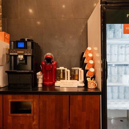 Jb Design Hotel Пусан Екстериор снимка